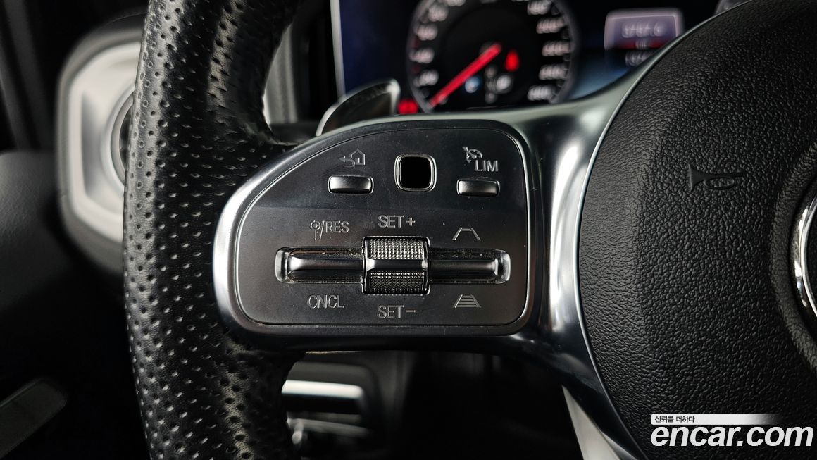 Mercedes-Benz G-Class 2019