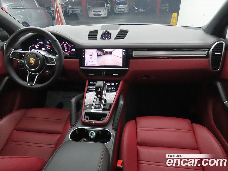 Porsche Cayenne 2023