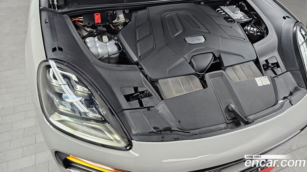 Porsche Cayenne 2023