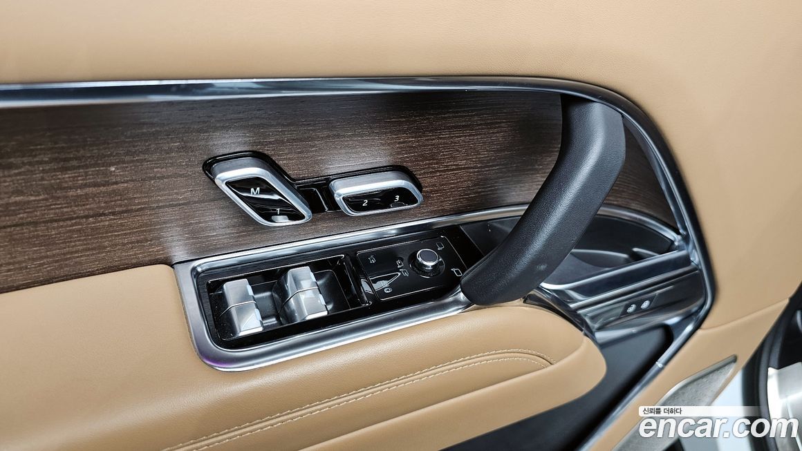 Land Rover Range Rover 2023