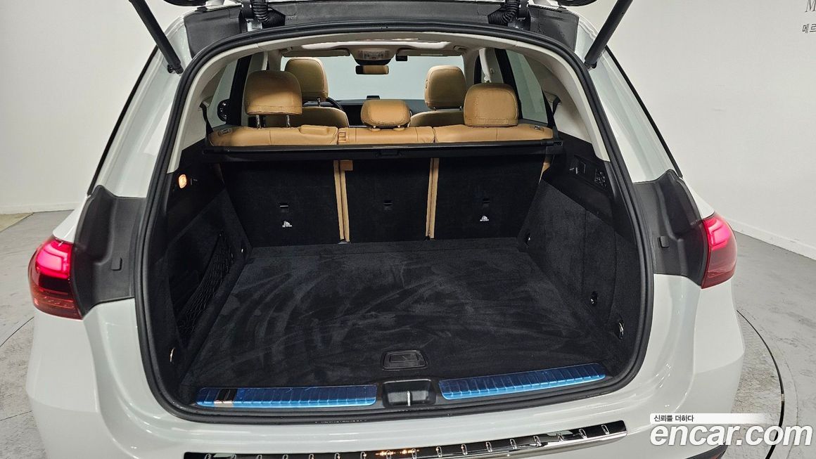 Mercedes-Benz GLE-Class 2025