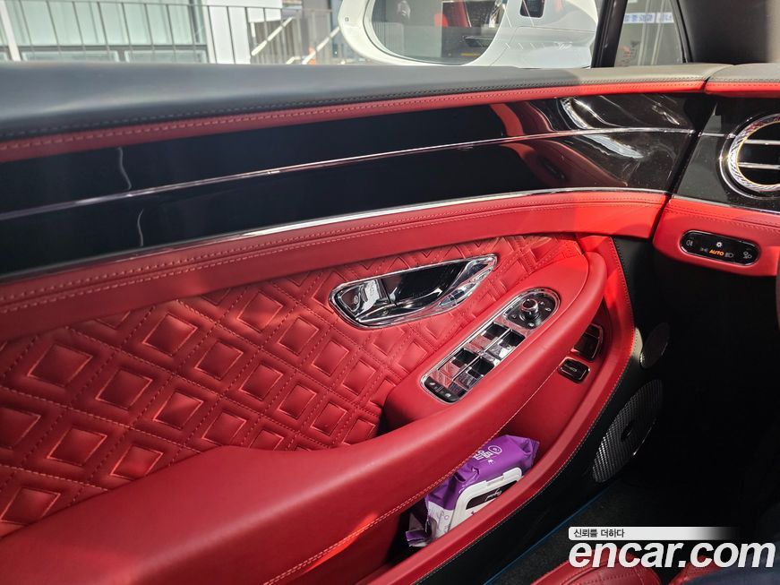 Bentley Continental 2022