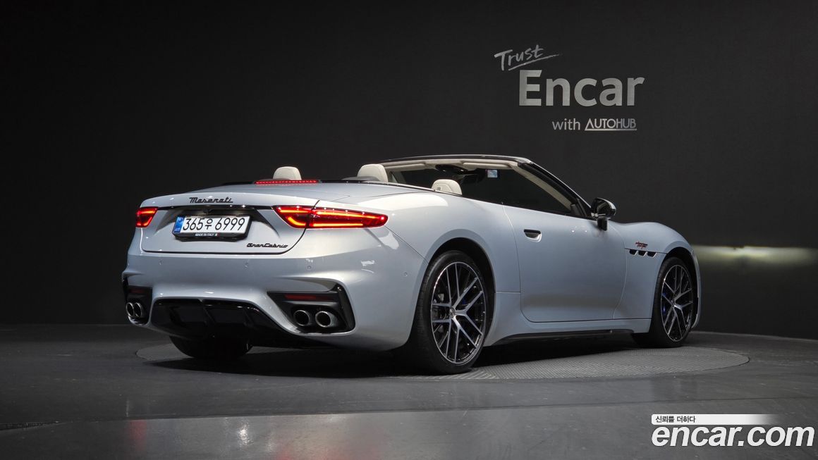 Maserati Gran Cabrio 2024