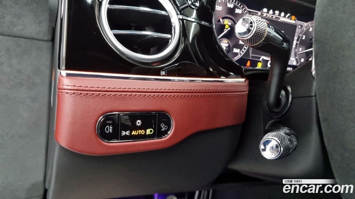 Bentley Continental 2024