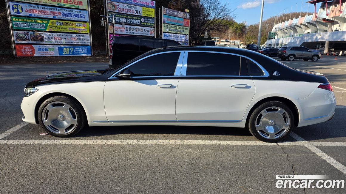 Mercedes-Benz S-Class 2024