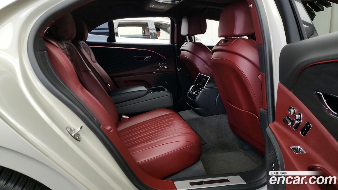 Bentley Flying Spur 2022