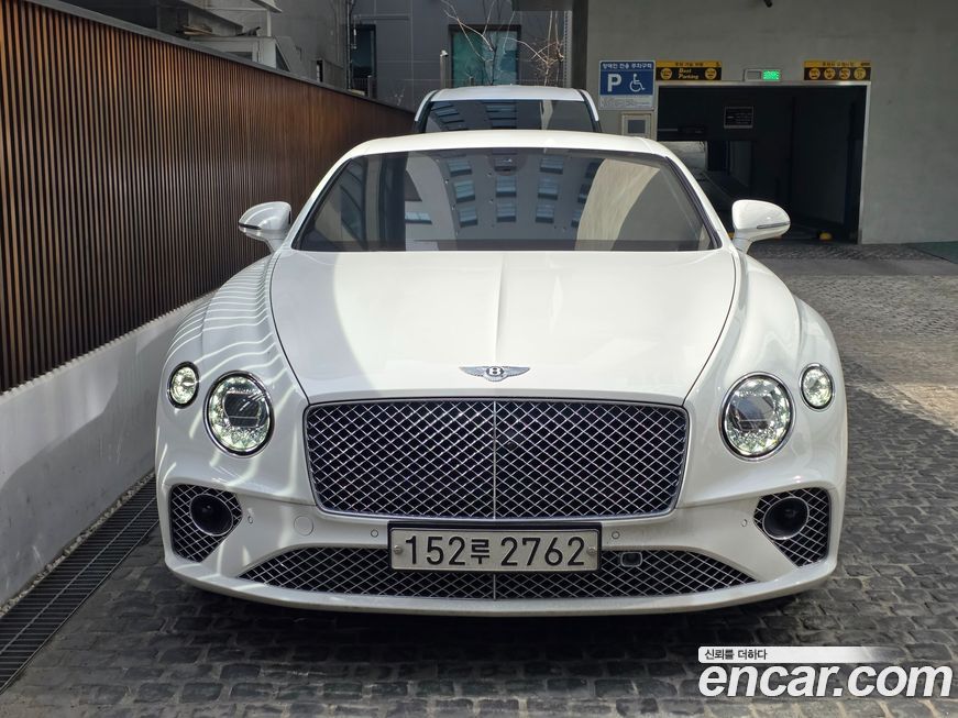 Bentley Continental 2022