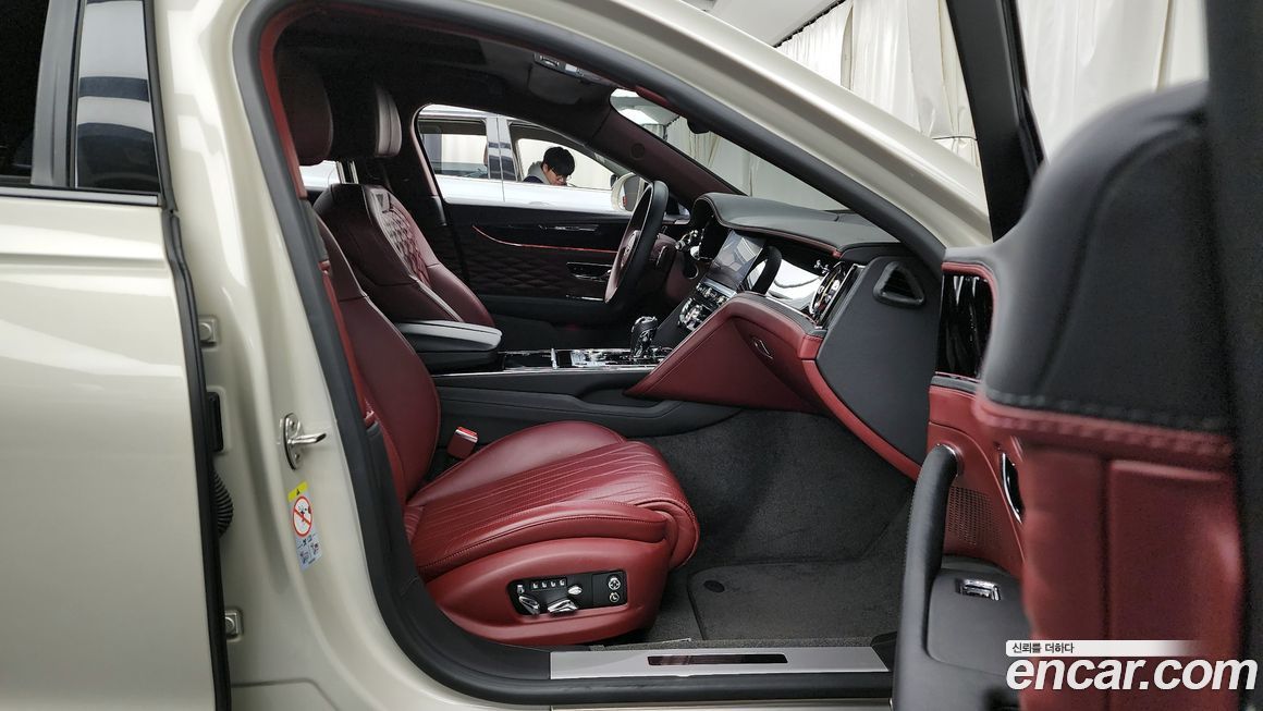 Bentley Flying Spur 2022