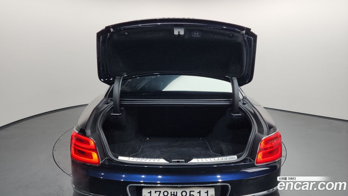 Bentley Flying Spur 2022