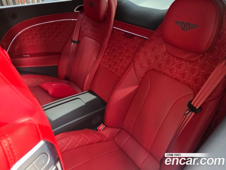 Bentley Continental 2022
