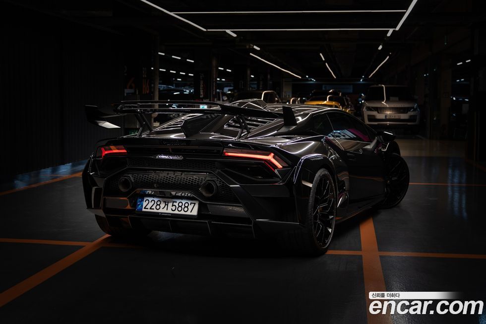 Lamborghini Huracan 2023