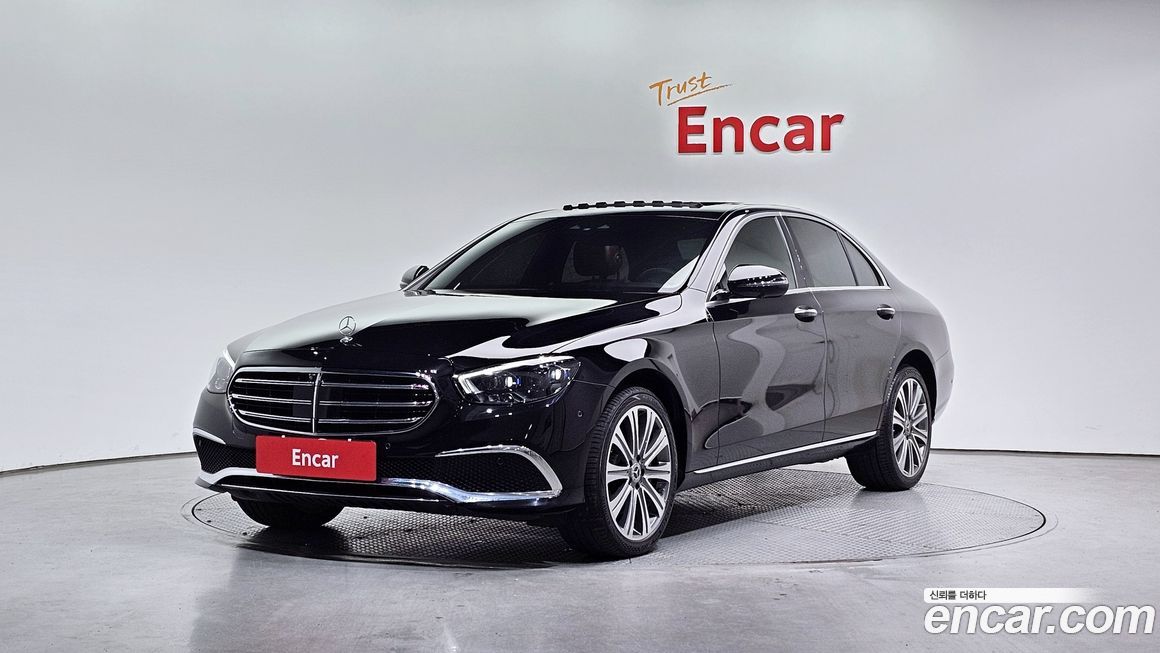 Mercedes-Benz E-Class 2023