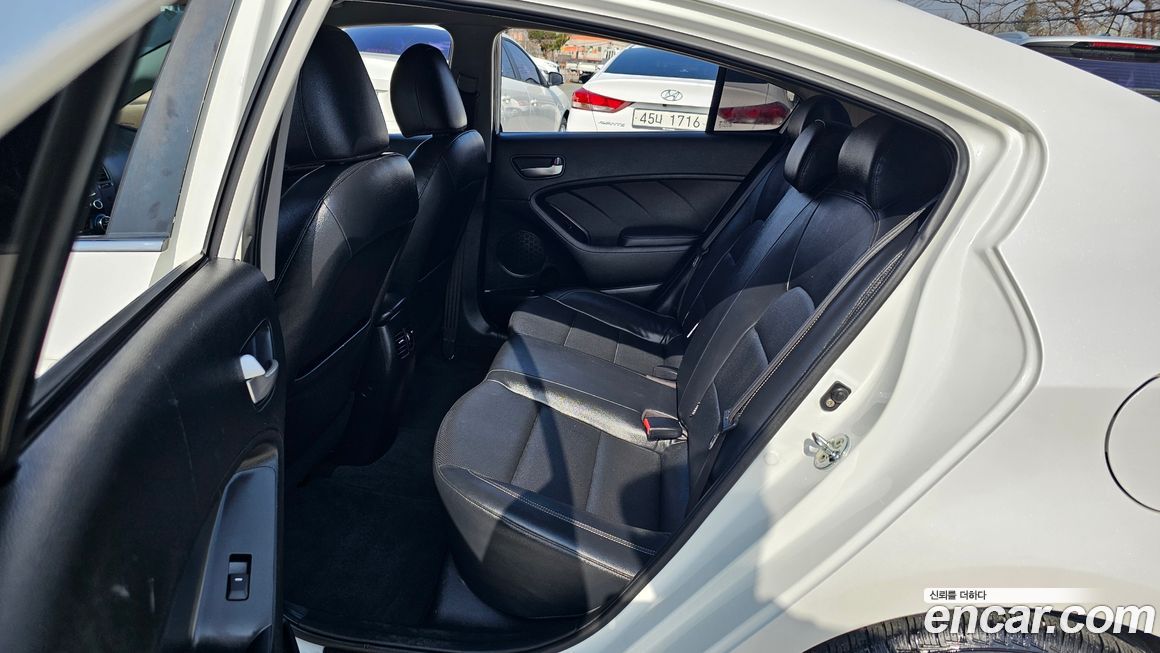 Kia K3 2015