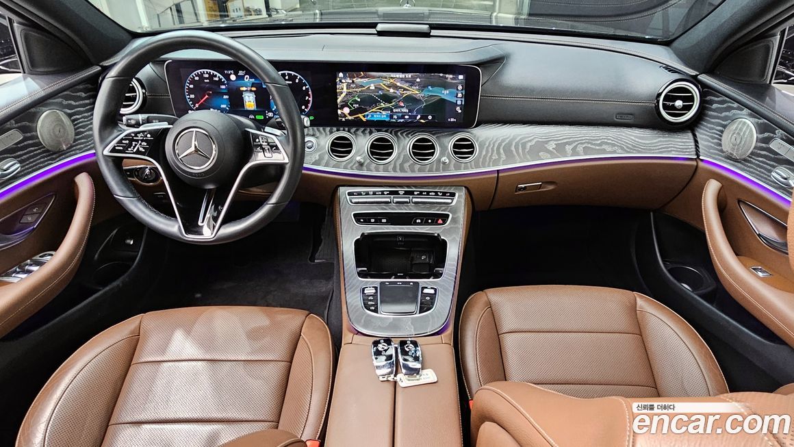 Mercedes-Benz E-Class 2023