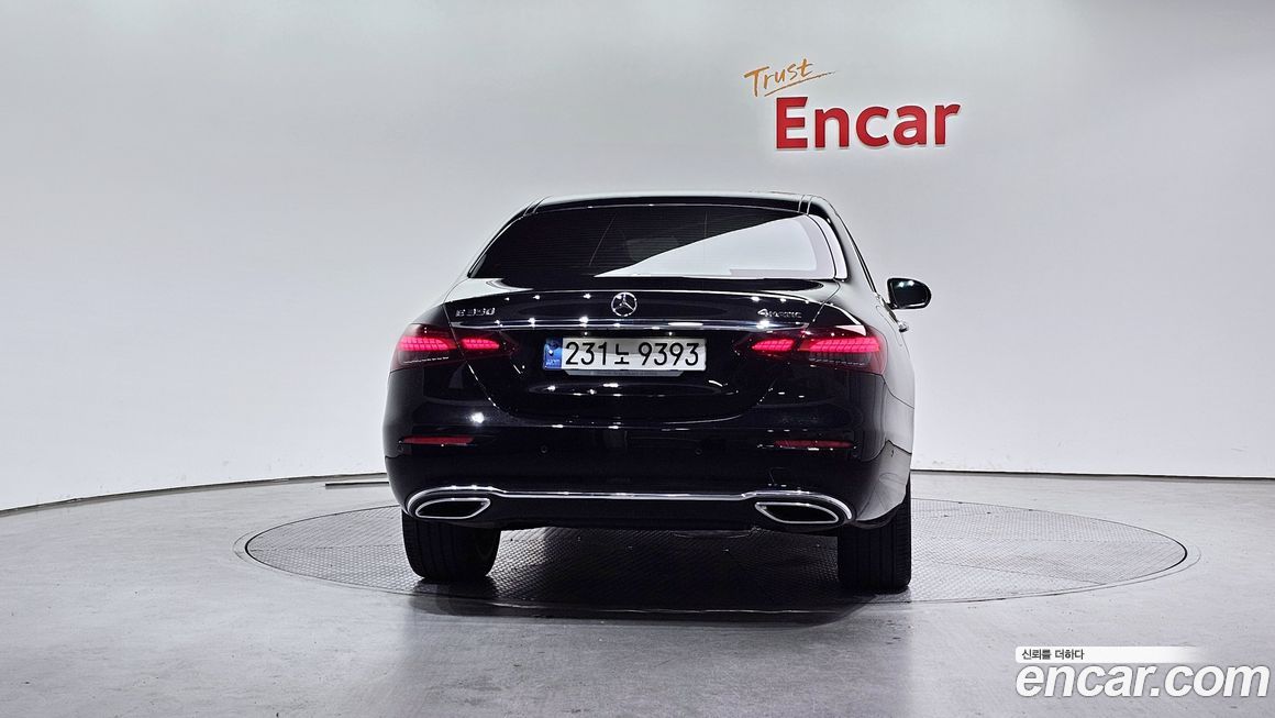 Mercedes-Benz E-Class 2023