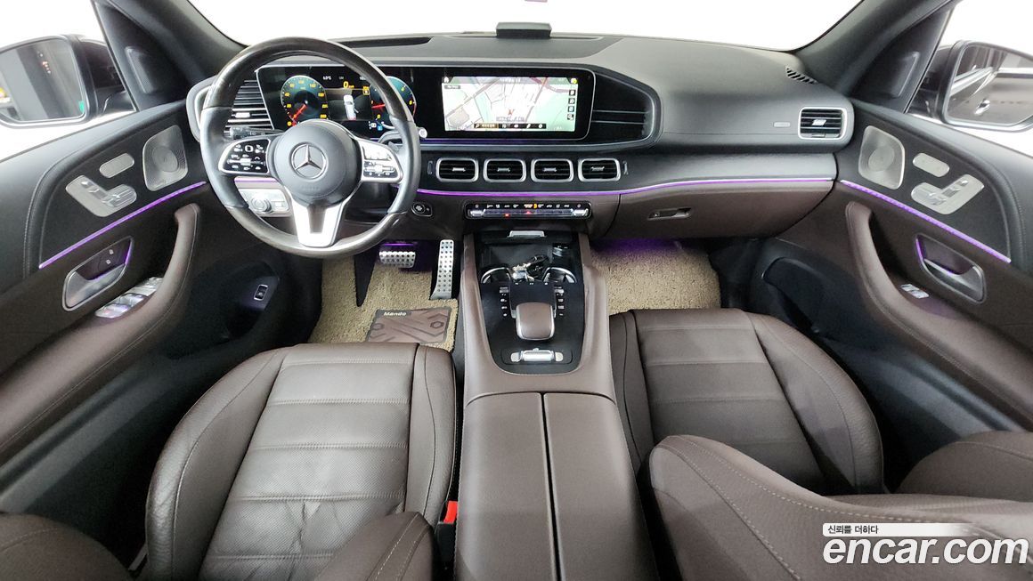 Mercedes-Benz GLS-Class 2023