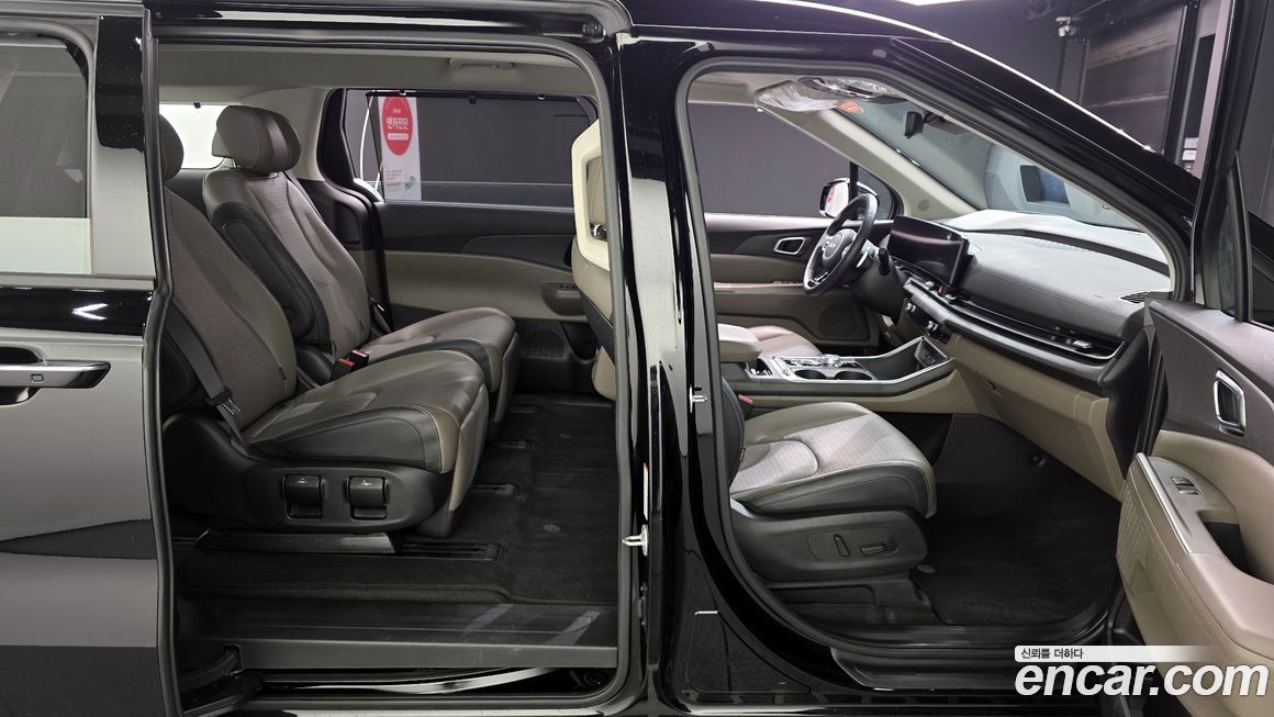 Kia Canival 2024