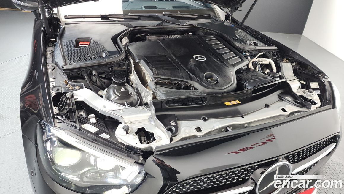 Mercedes-Benz E-Class 2021