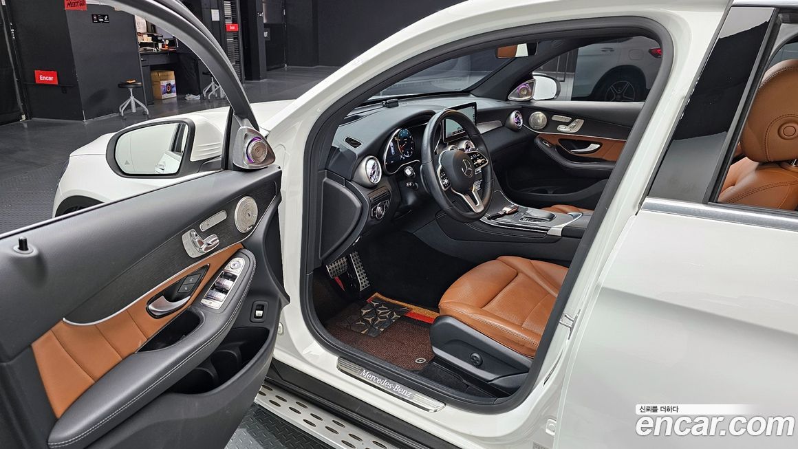 Mercedes-Benz GLC-Class 2020