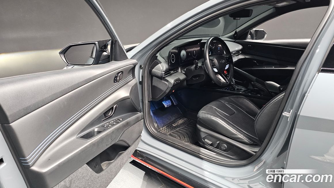 Hyundai AVANTE 2022