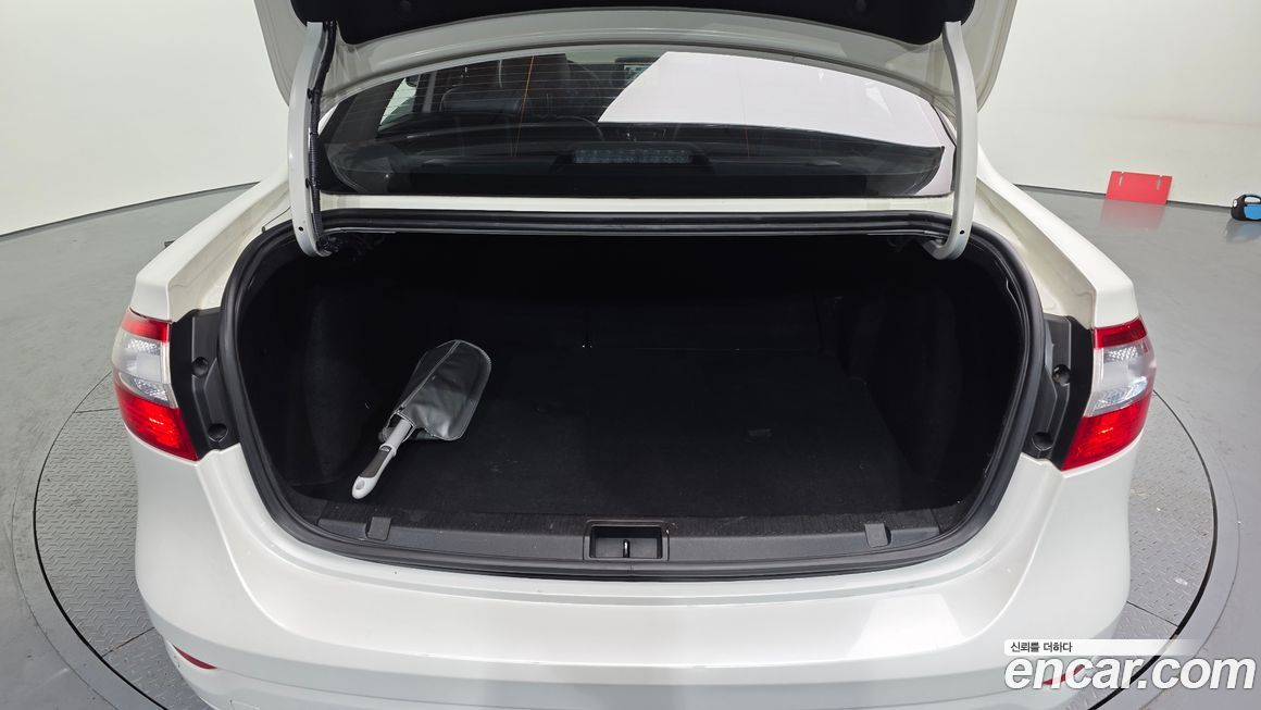 Renault-KoreaSamsung SM3 2013