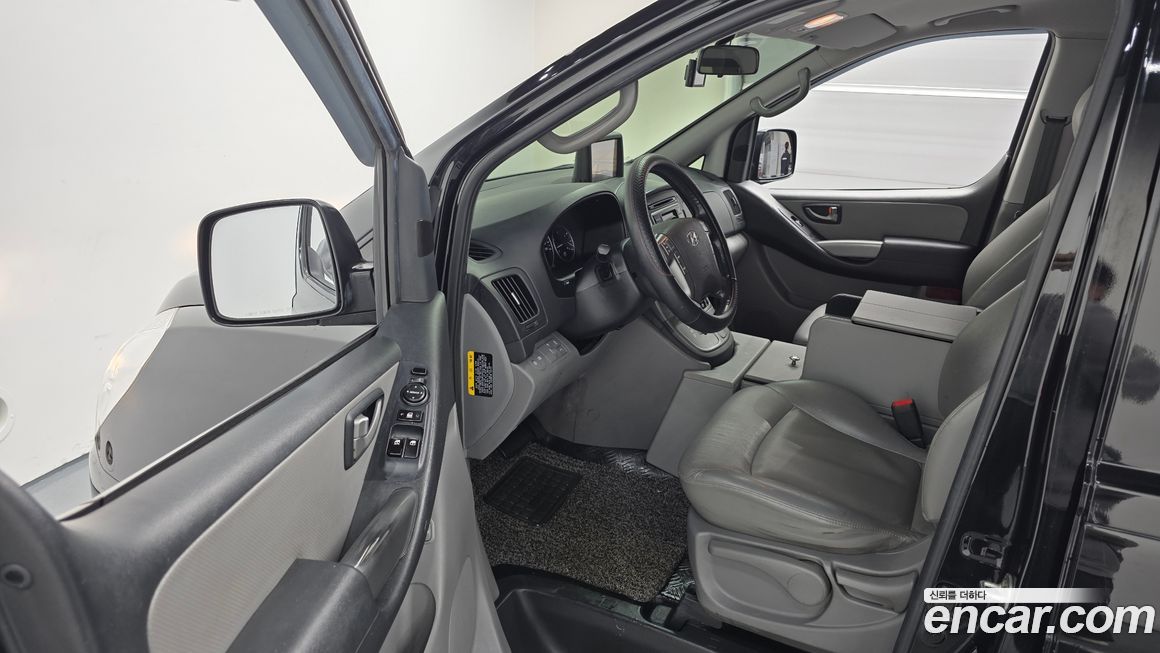 Hyundai Starex 2018