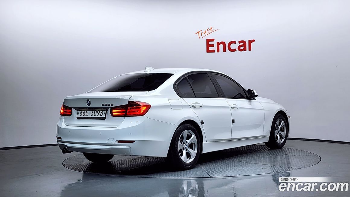 BMW 3-Series 2015