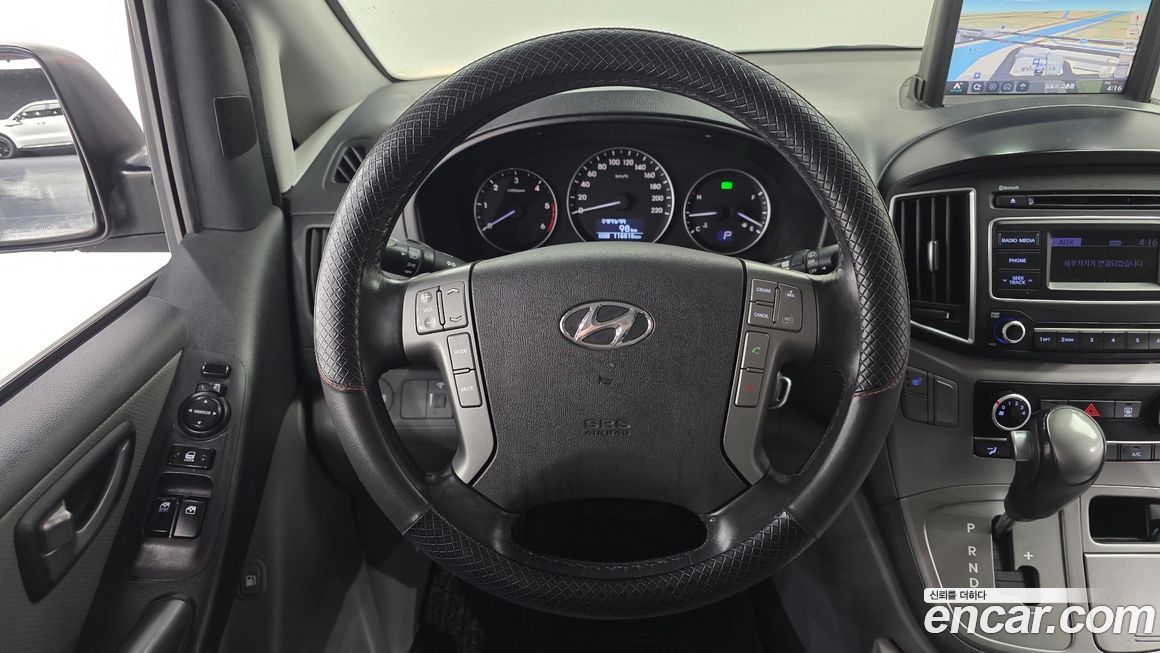 Hyundai Starex 2018