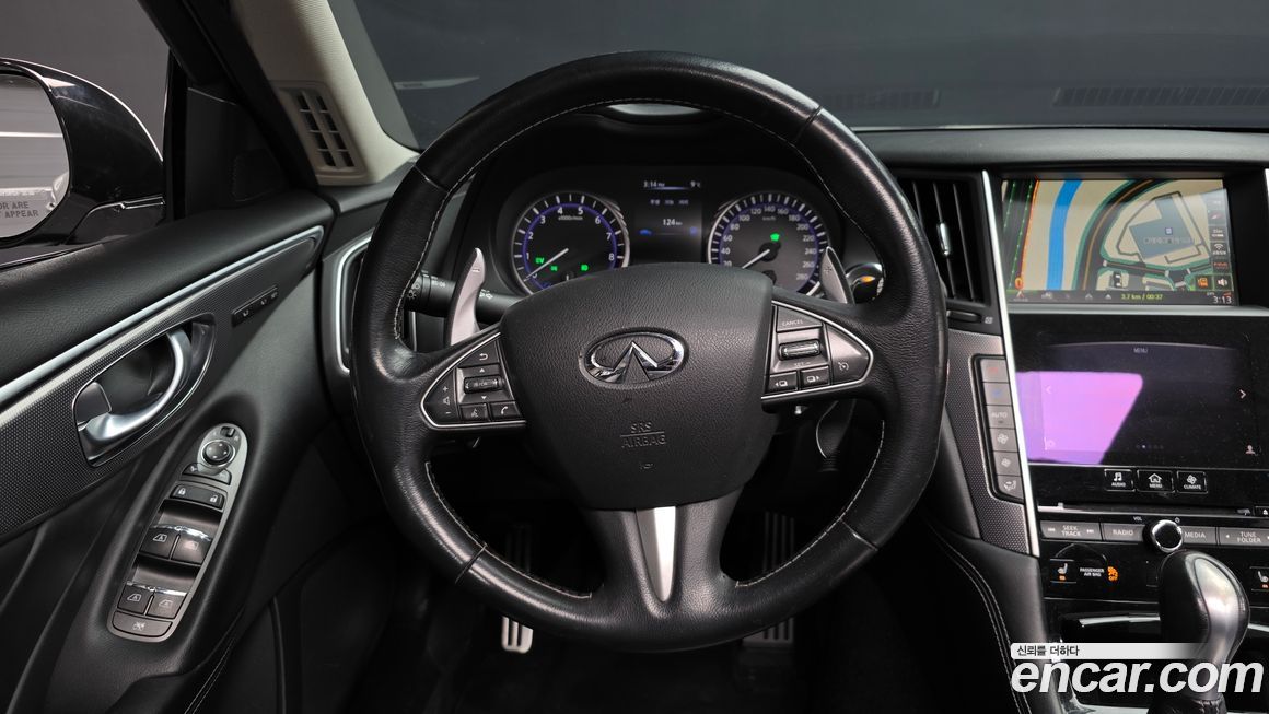 Infiniti Q50 2016