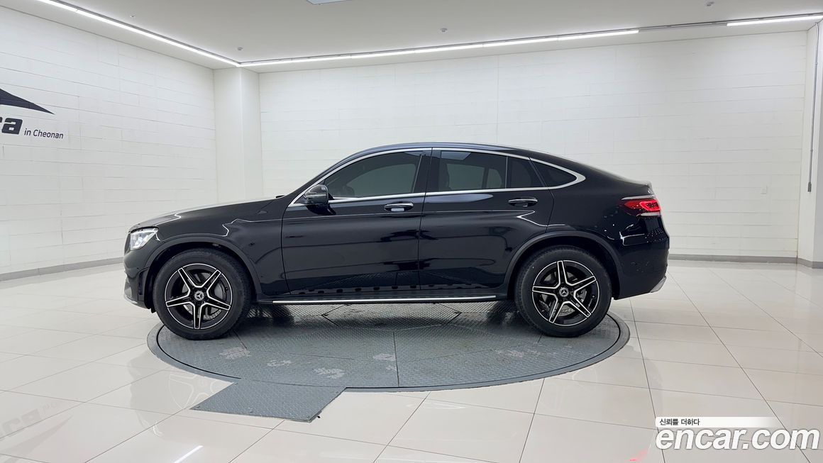 Mercedes-Benz GLC-Class 2023