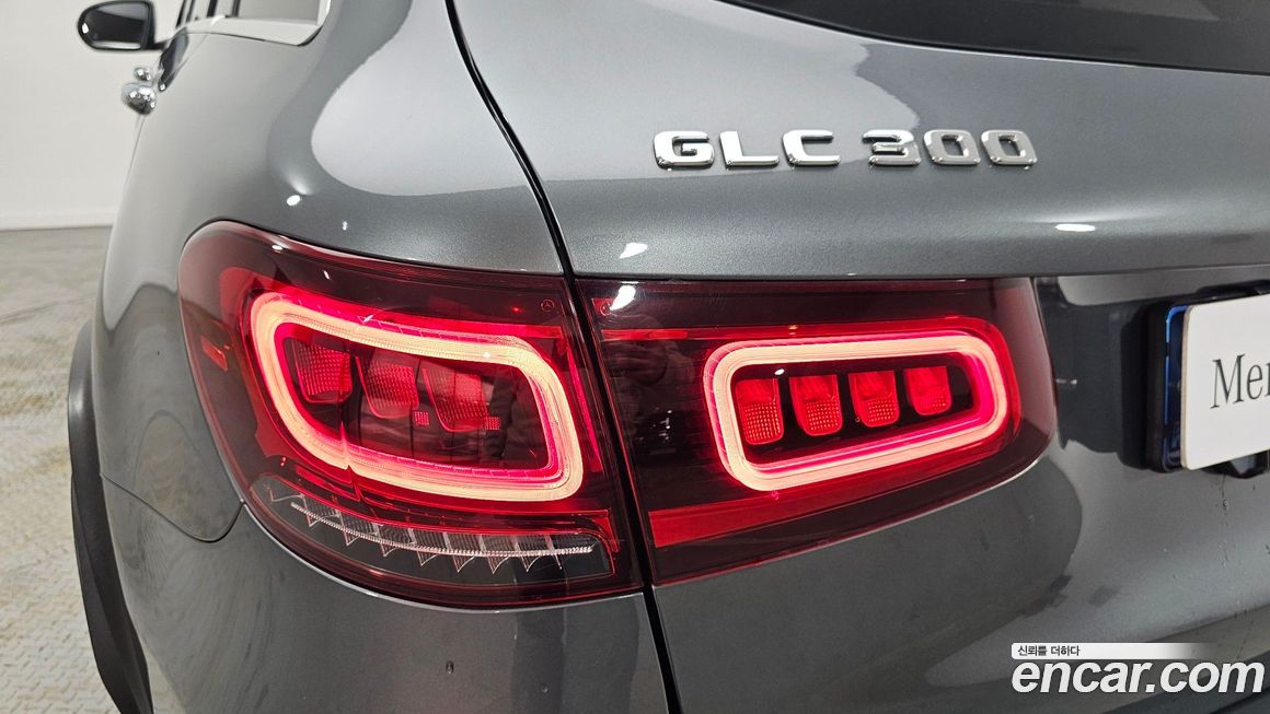 Mercedes-Benz GLC-Class 2022