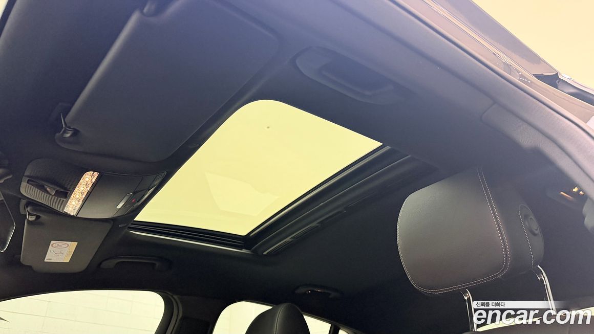 Mercedes-Benz GLC-Class 2023