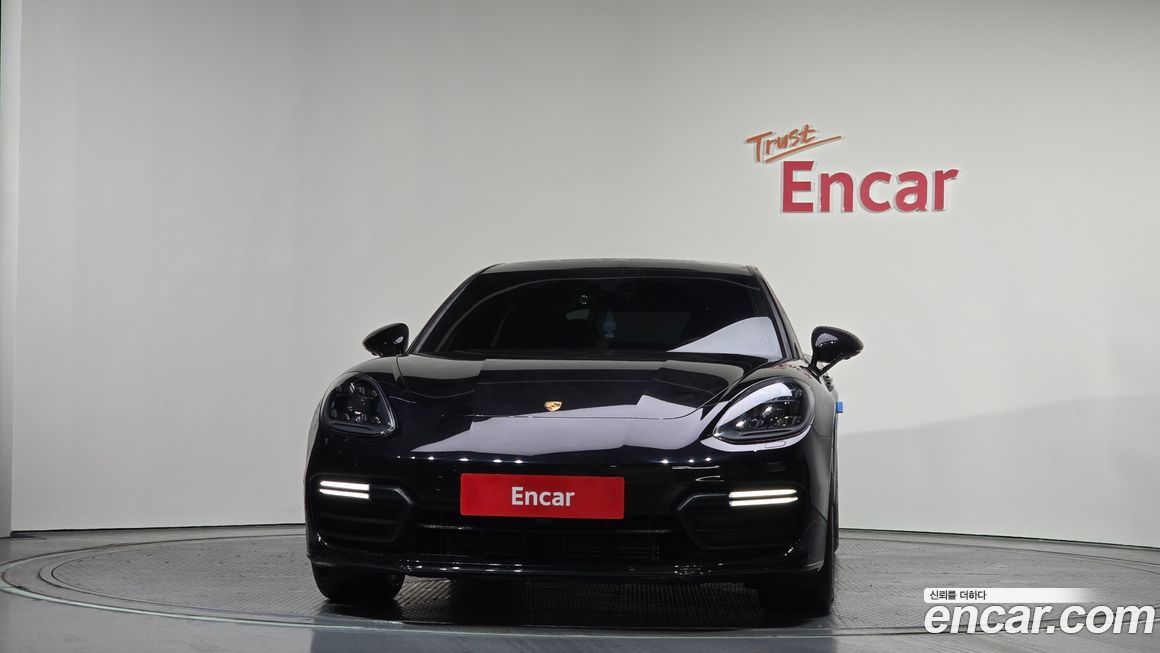 Porsche Panamera 2018