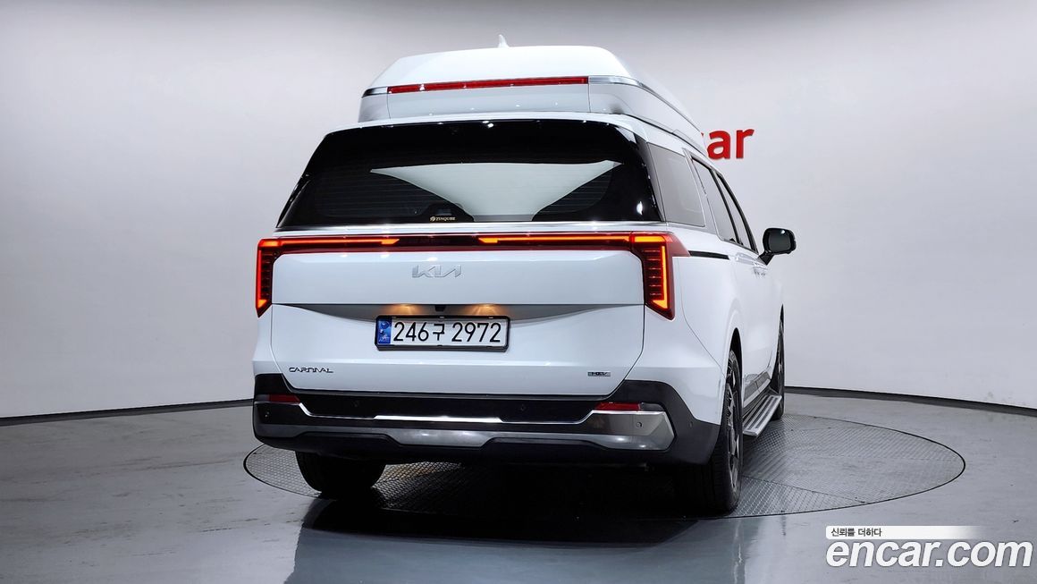 Kia Canival 2024