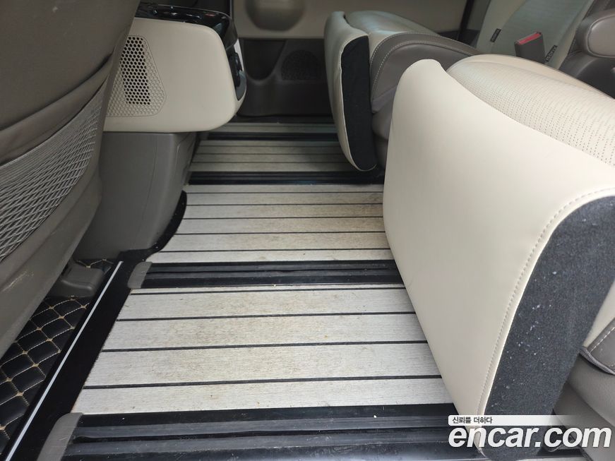 Kia Canival 2024