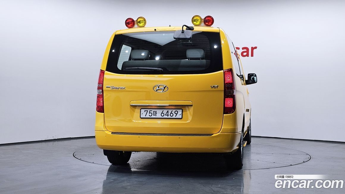 Hyundai Starex 2019