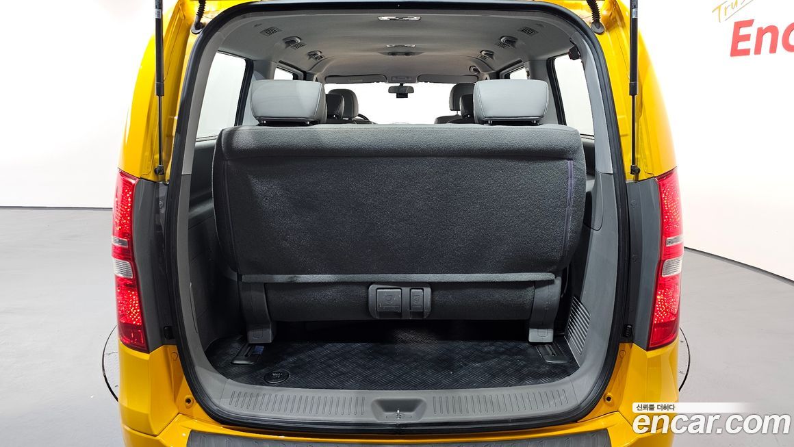 Hyundai Starex 2019