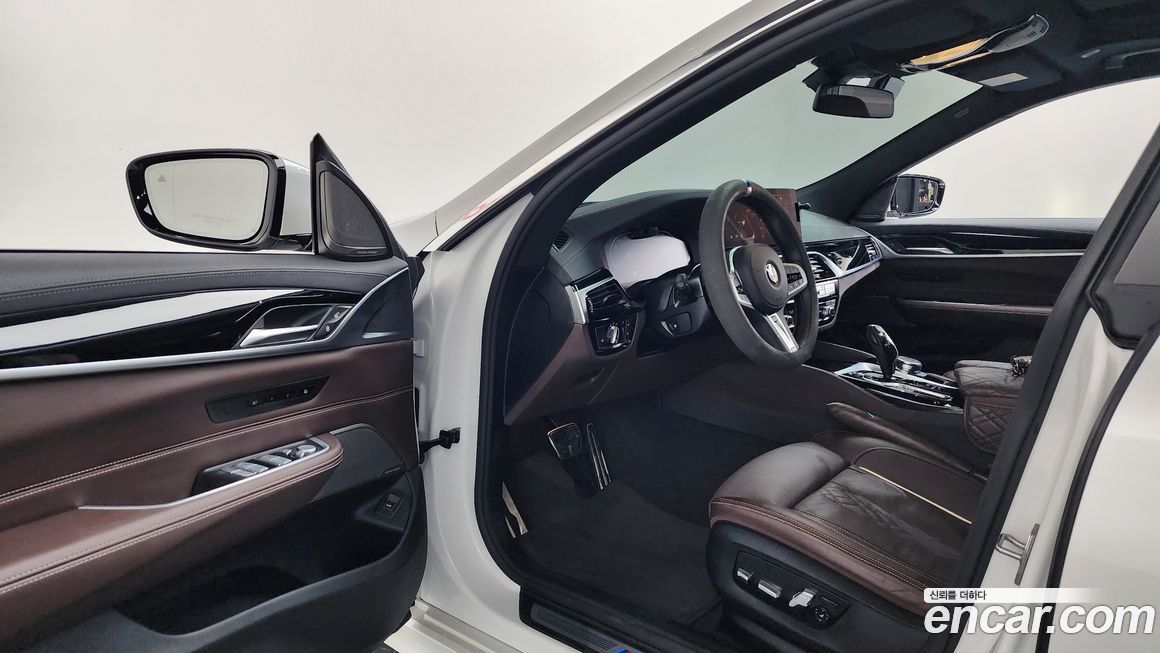 BMW Gran Turismo 2024