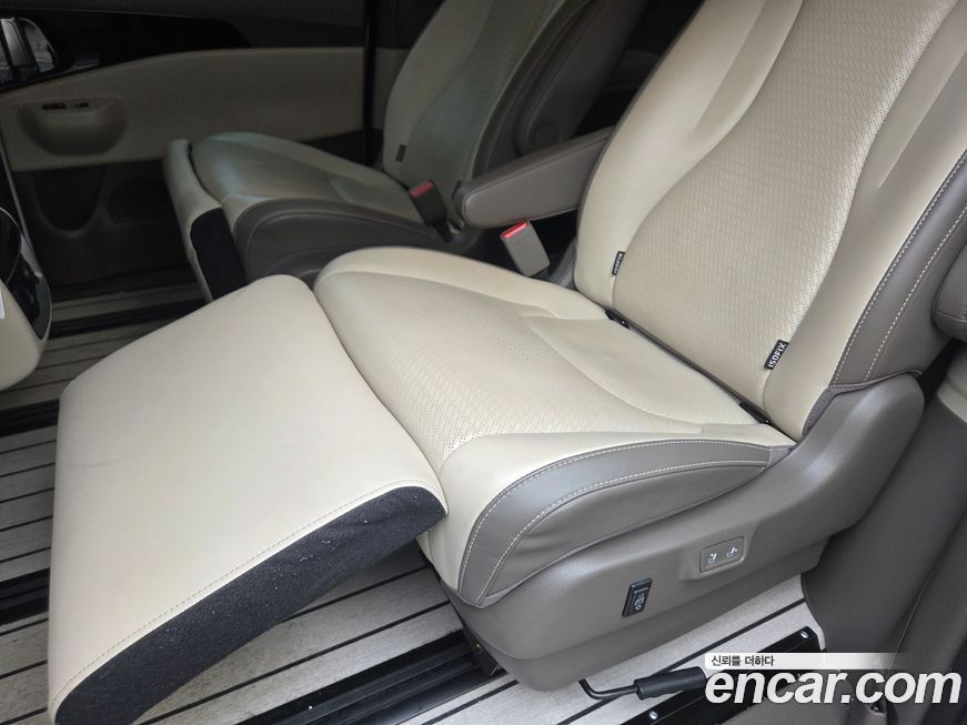 Kia Canival 2024