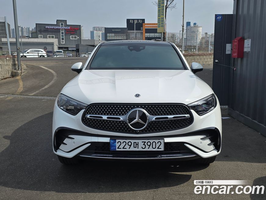 Mercedes-Benz GLC-Class 2024