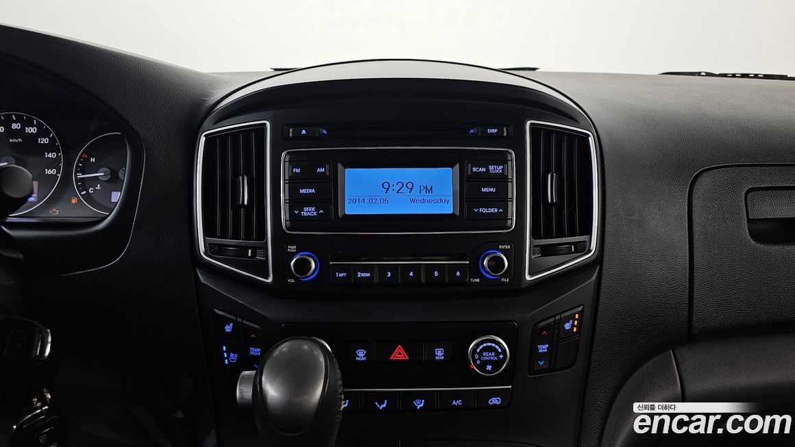 Hyundai Starex 2019