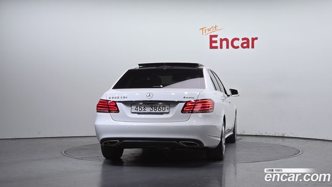Mercedes-Benz E-Class 2014