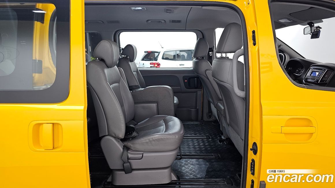 Hyundai Starex 2019