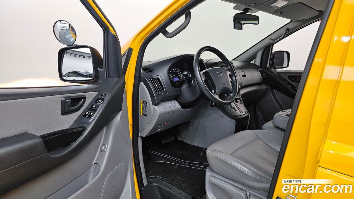 Hyundai Starex 2019