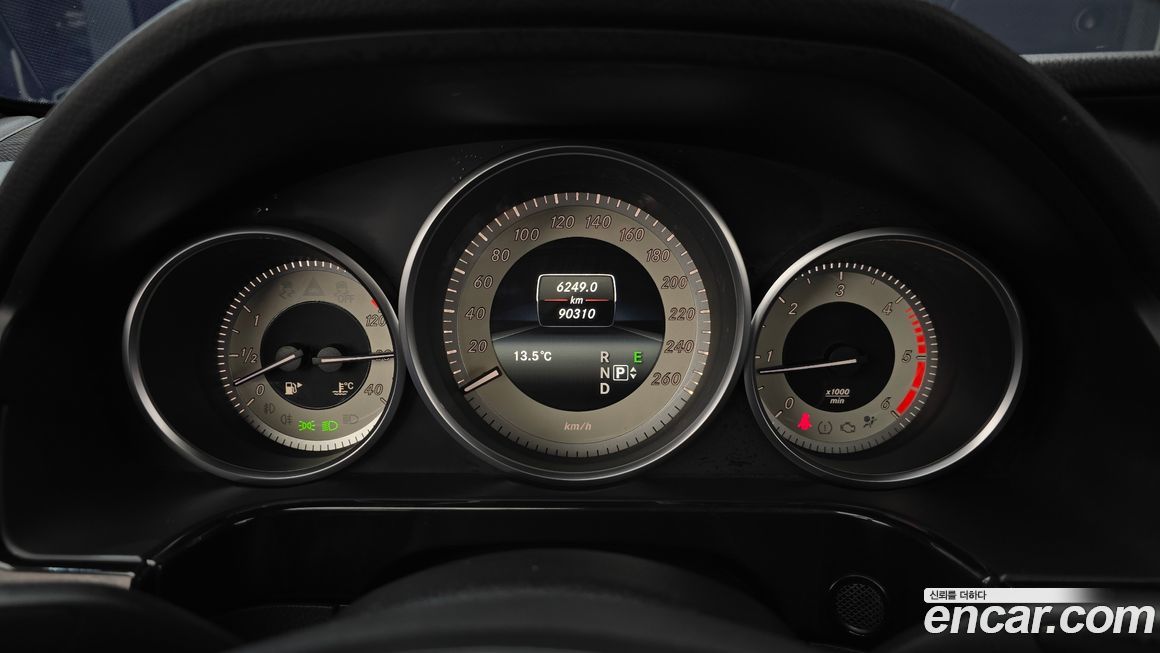 Mercedes-Benz E-Class 2014