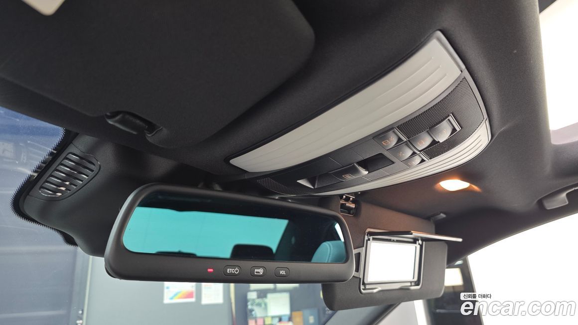 Mercedes-Benz E-Class 2014