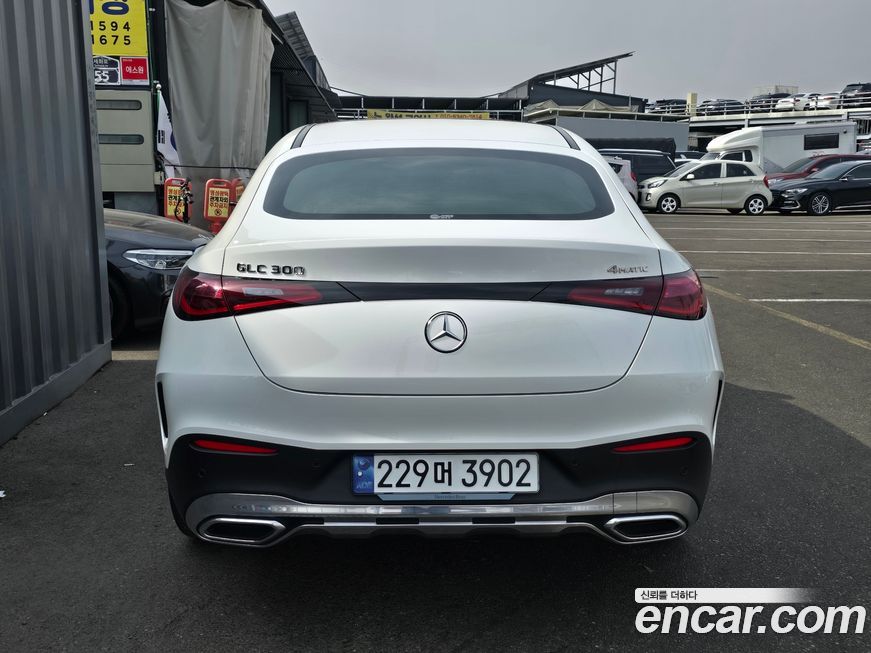 Mercedes-Benz GLC-Class 2024