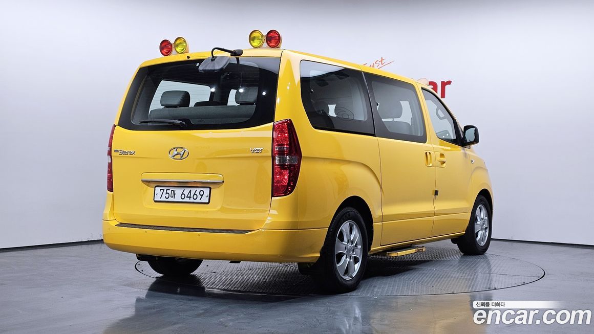 Hyundai Starex 2019