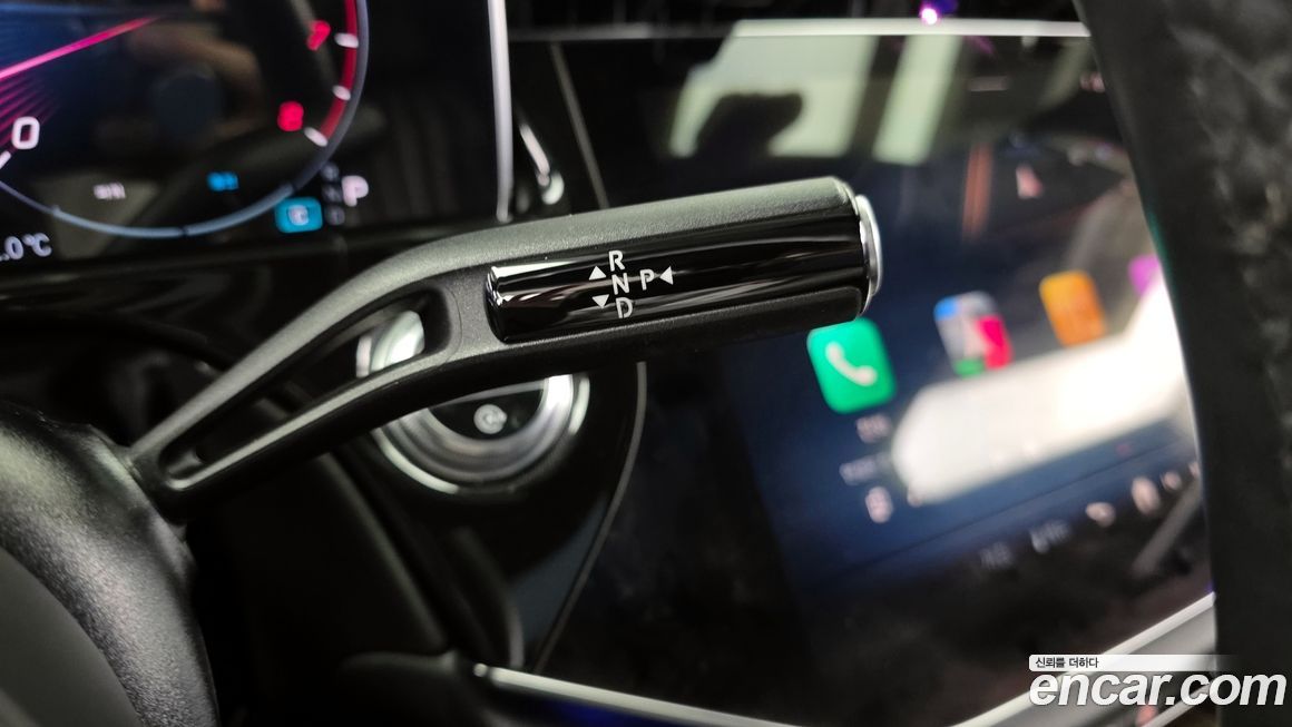 Mercedes-Benz E-Class 2024