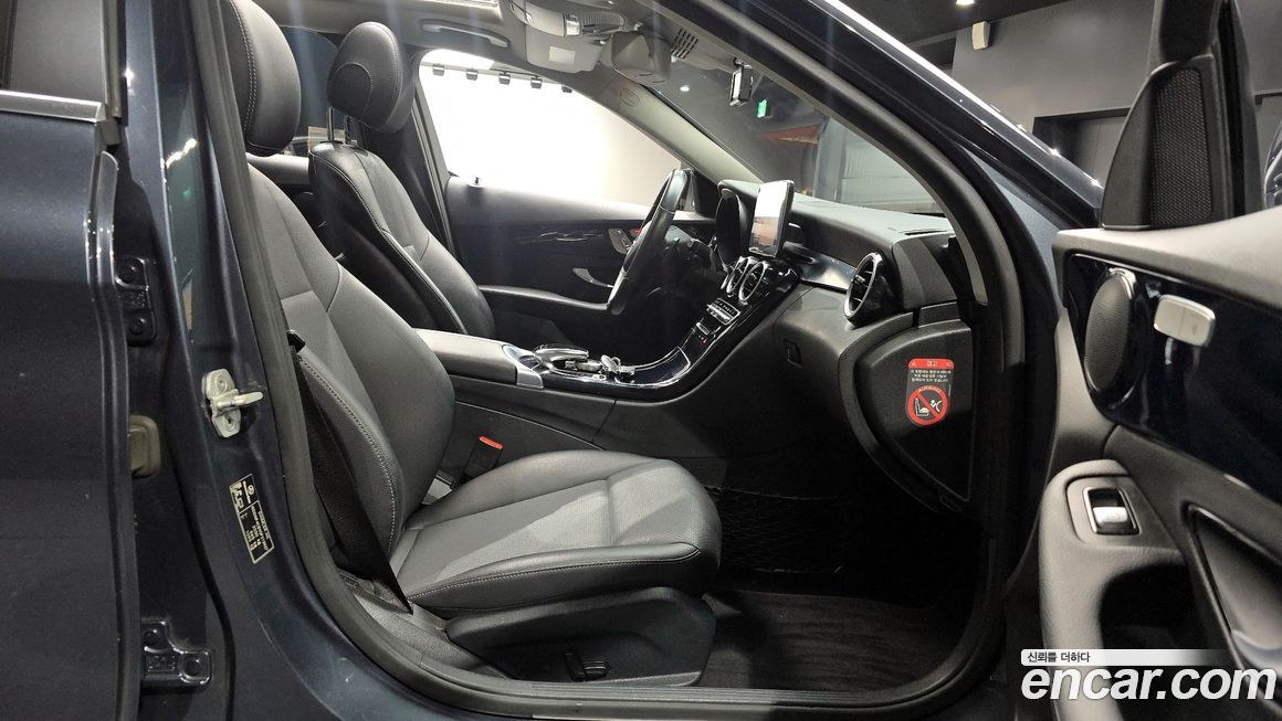 Mercedes-Benz C-Class 2016